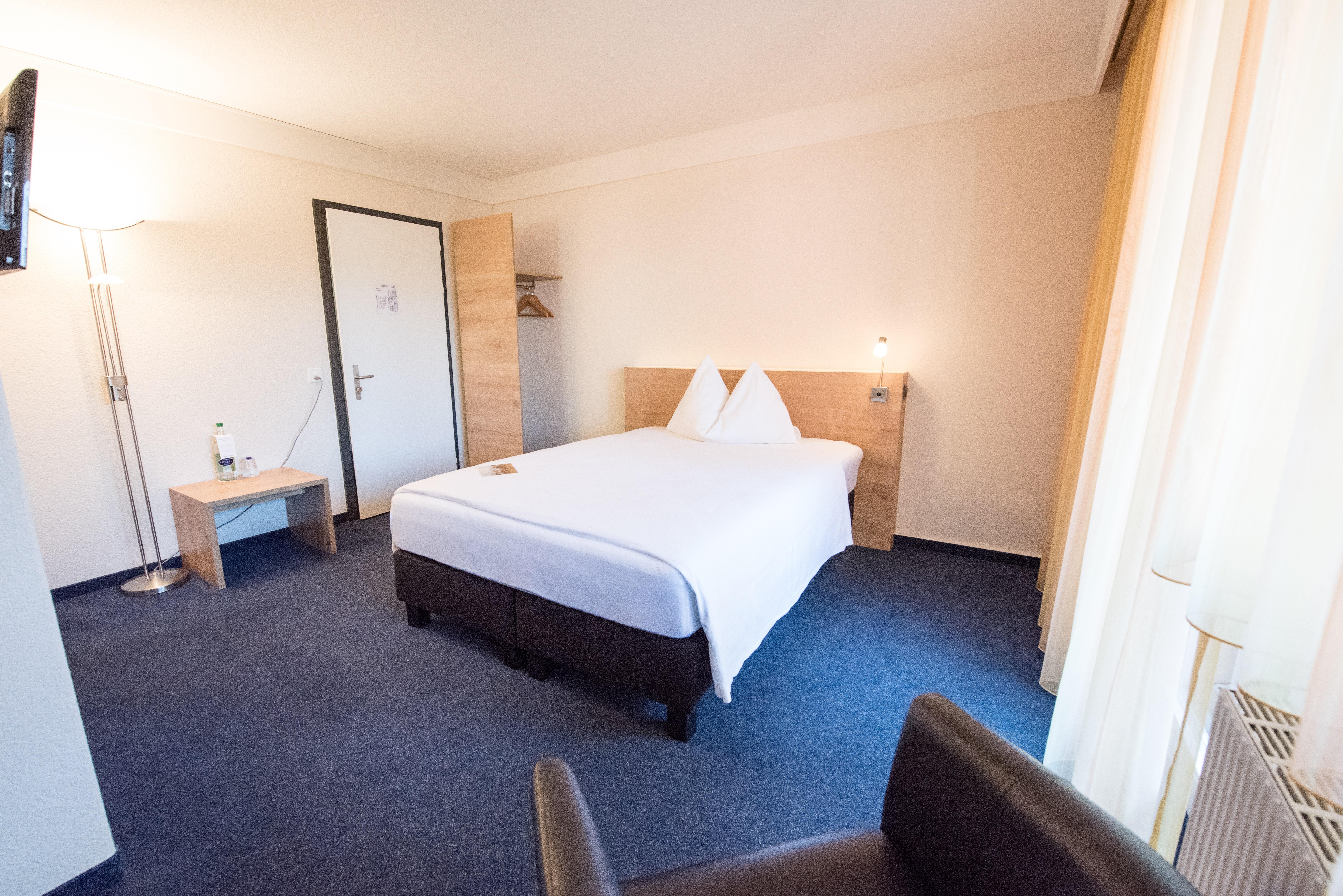 Aarehof Swiss Quality Hotel Wildegg Bagian luar foto