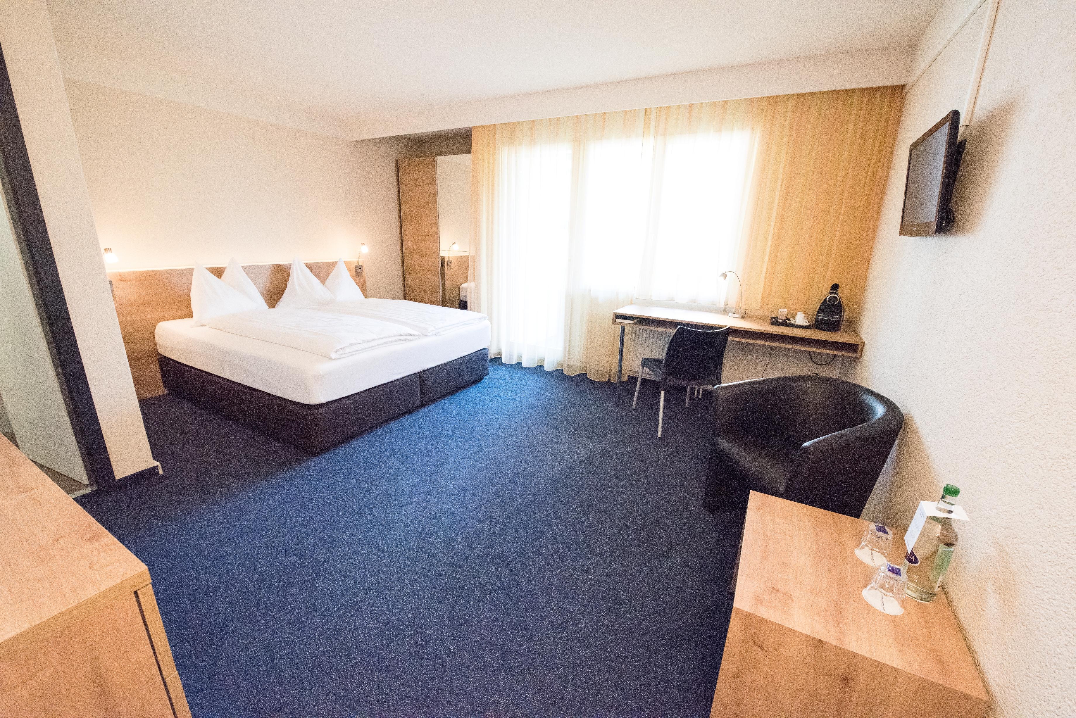 Aarehof Swiss Quality Hotel Wildegg Bagian luar foto
