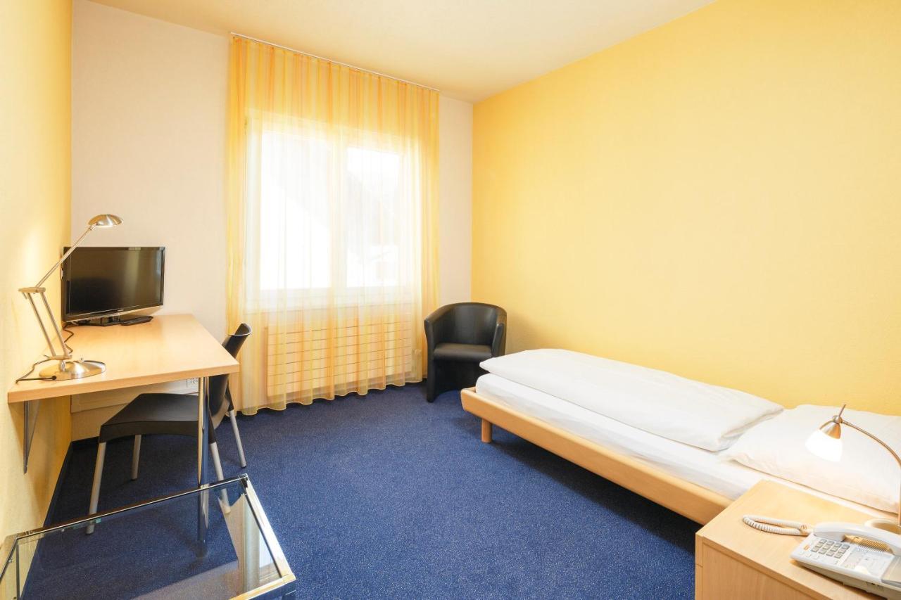 Aarehof Swiss Quality Hotel Wildegg Bagian luar foto